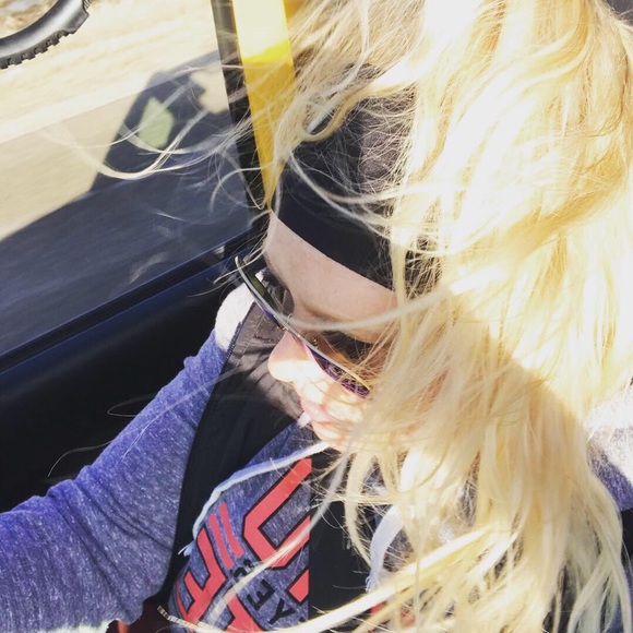 Meet Lindsay your ✨Posh Ambassador✨ - Picture 11 of 16